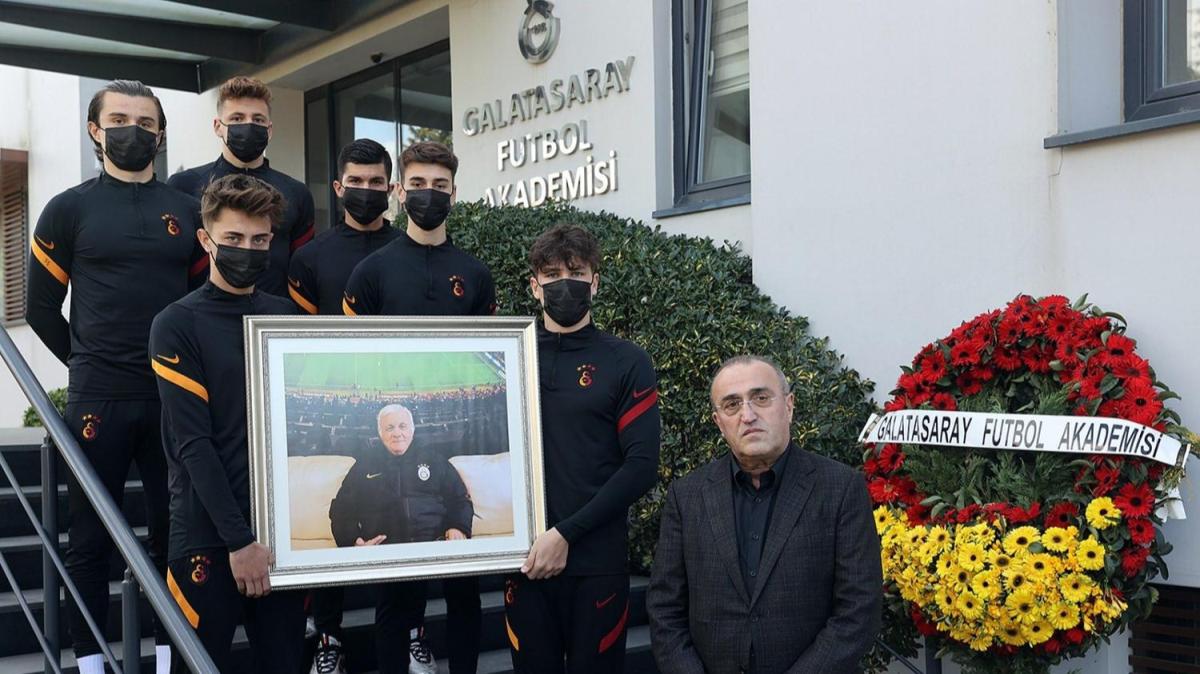 Vefat eden Ahmet Keskinkl iin anma treni dzenlendi