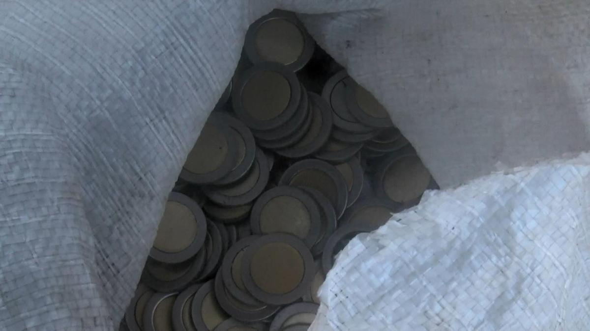 Sahte madeni Euro basan darphaneye operasyon: 5 kii gzaltna alnd