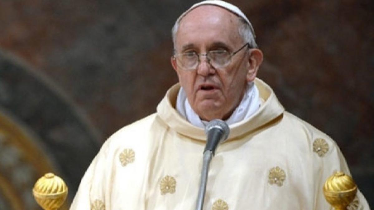 Vatikan'dan tarihi ziyaret! lk defa bir Papa komunun topraklarna ayak basacak