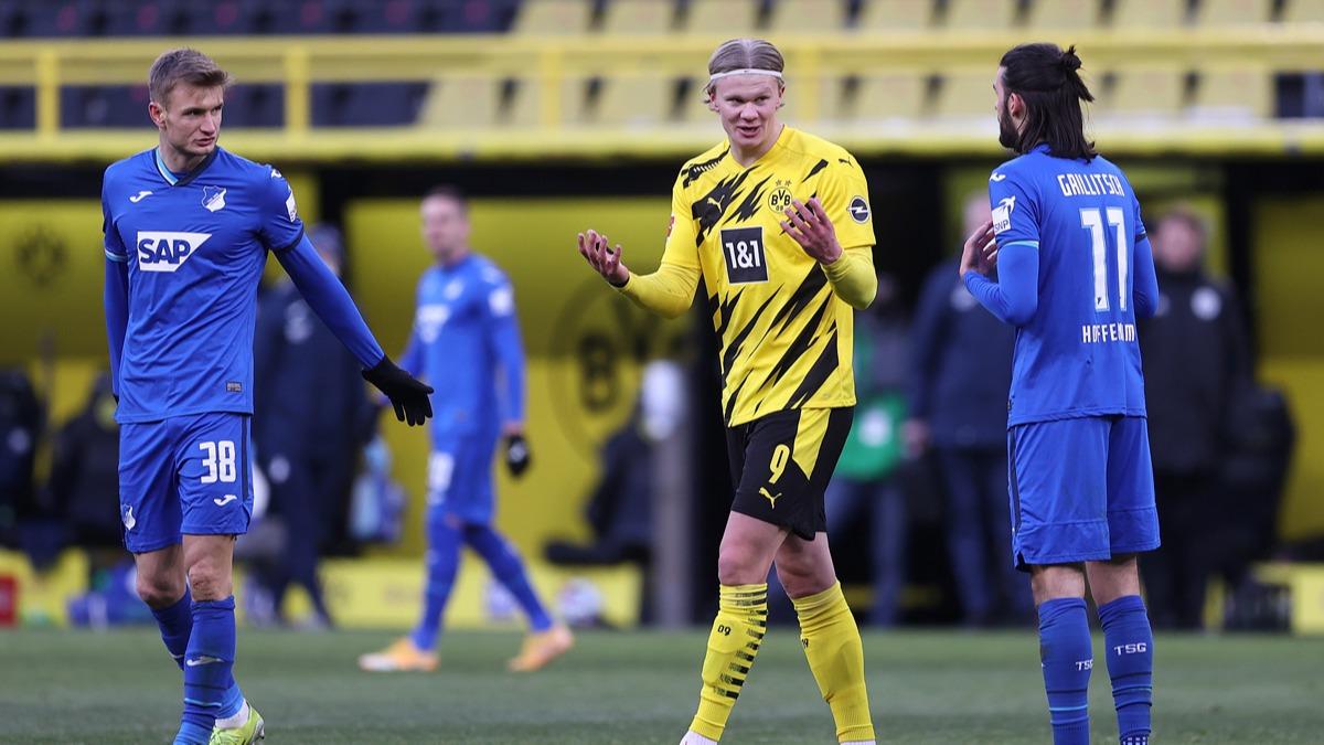 Borussia Dortmund, 1 puan Haaland ile kapt