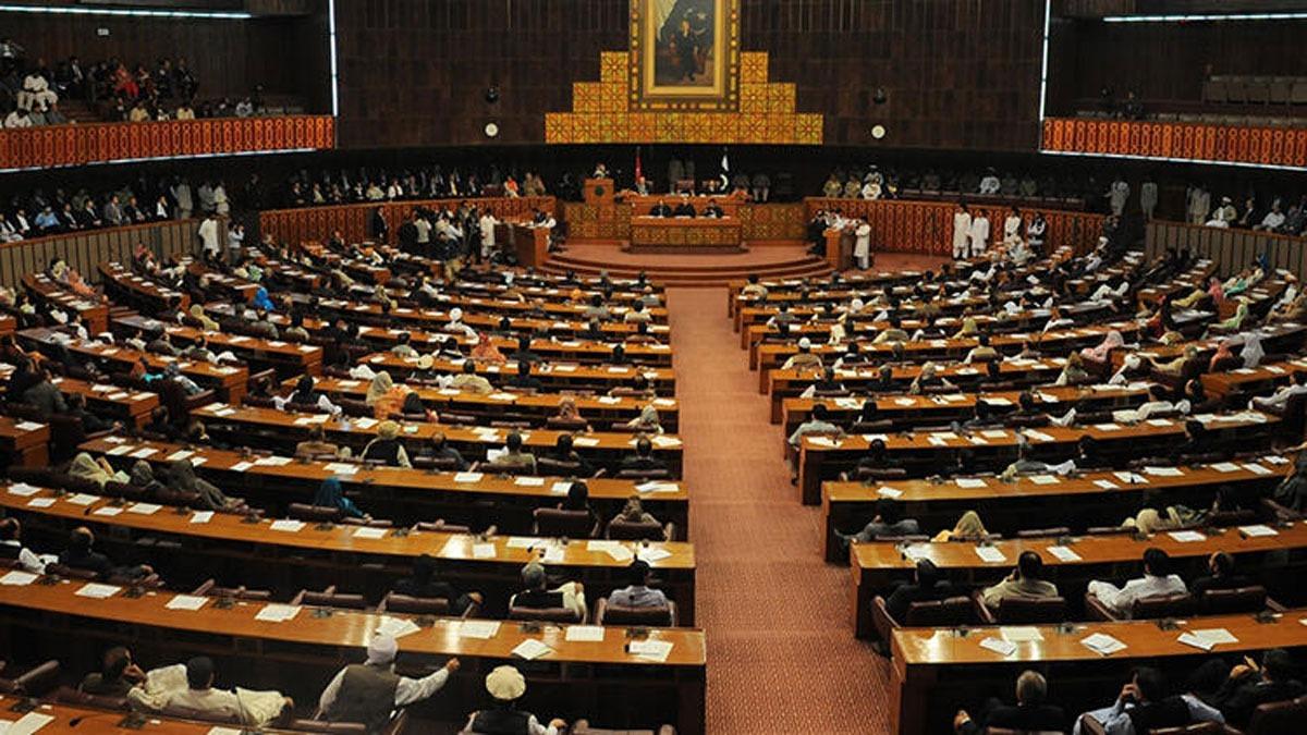 Hindistan Parlamentosunda Cammu Kemir'in sesini duyuracak kimse kalmad