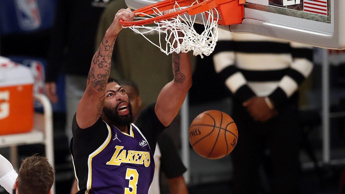 Lakers'ta Anthony Davis 3 hafta yok
