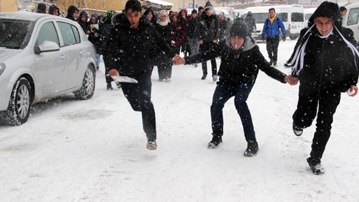 Samsun'da eitime kar engeli: 2 gn ara verildi 