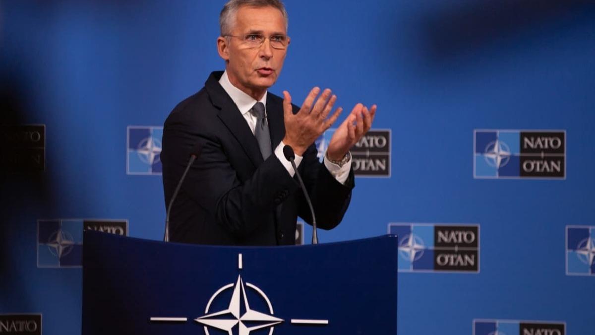 NATO lkelerinin savunma bakanlar Afganistan arlkl gndemle topland