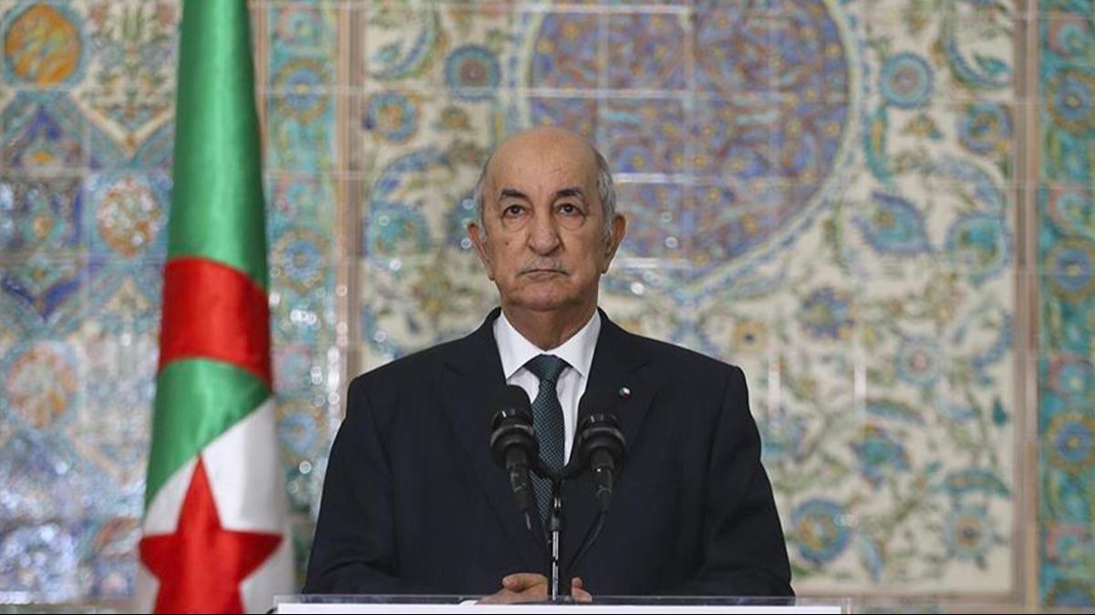 Cezayir Cumhurbakan Tebbun parlamentonun st kanadn feshetti