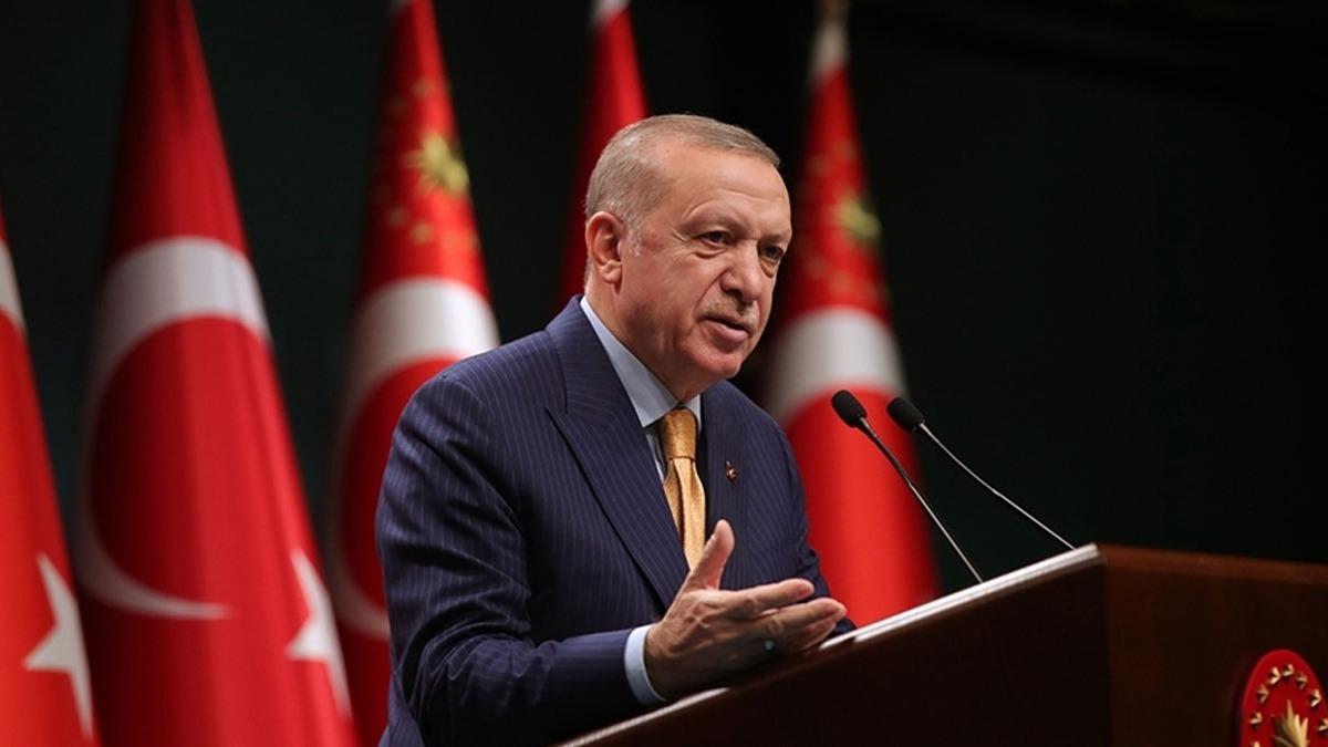Cumhurbakan Erdoan'dan tepki: Hala terrle ve terristle beraberler