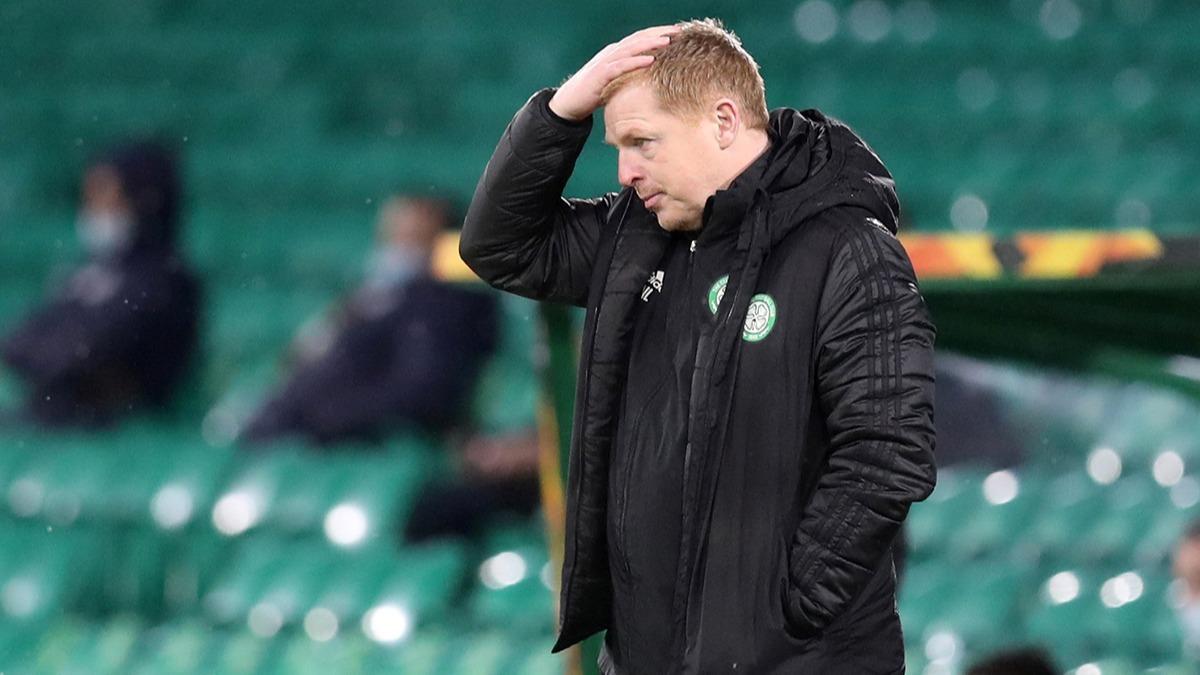 Rangers'tan 18 puan fark yiyen Celtic'te Neil Lennon dnemi sona erdi