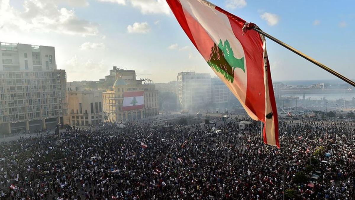 Lbnan'da dviz protestolar balad