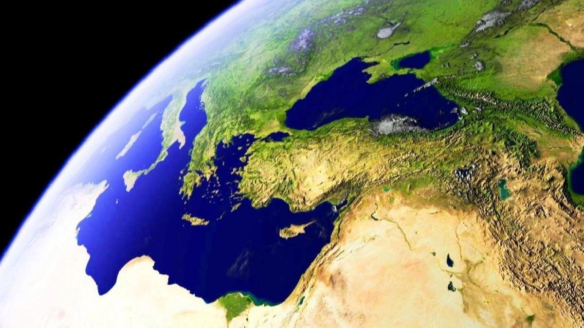 Bir tala  ku: Yunanistan, Rumlar ve Fransa panikte! Yeni bir Trkiye cephesi oluuyor