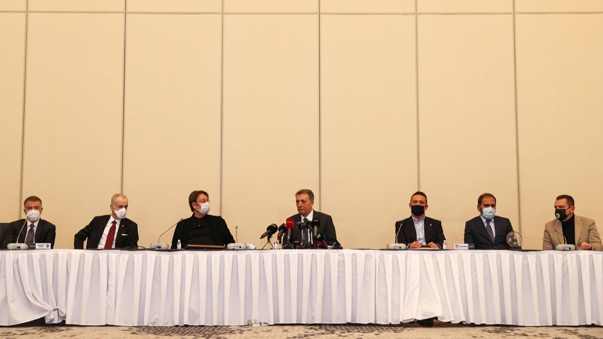 Kulpler Birlii Vakf'ndan hakem bildirisi