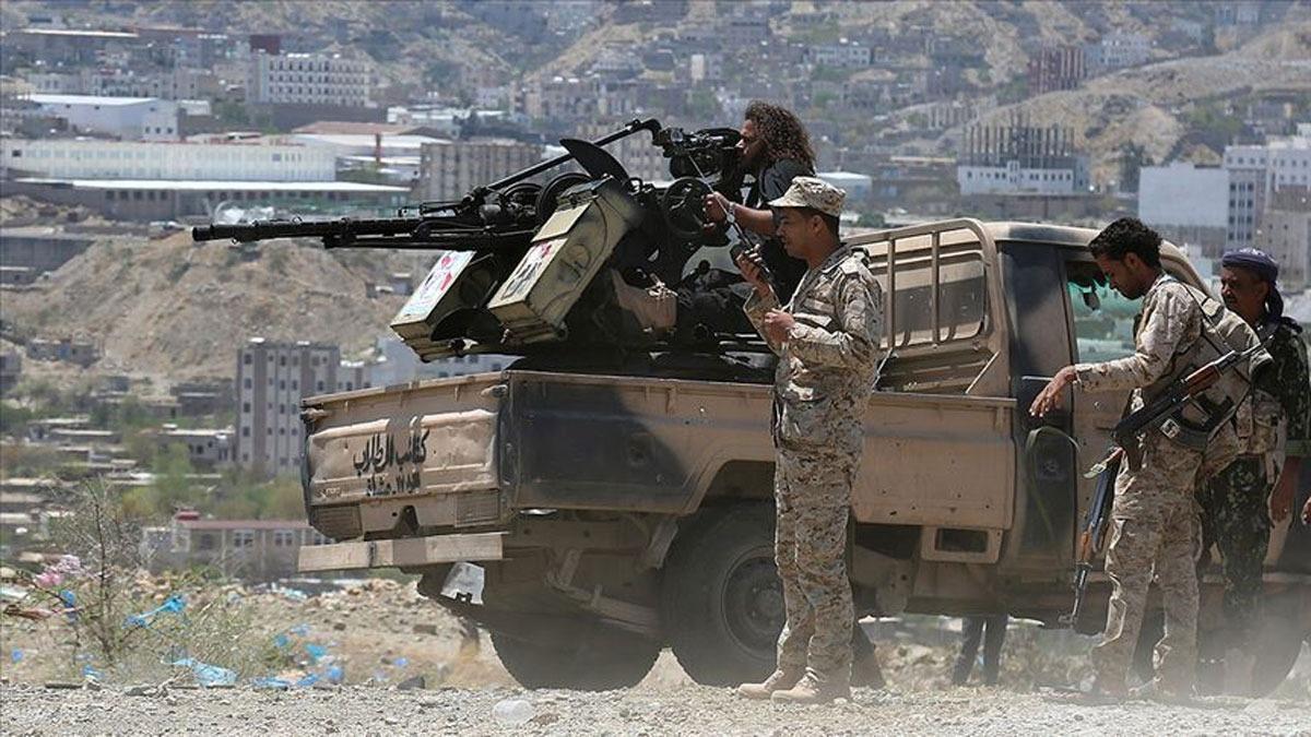 Yemen hkmetine bal gler, Husilerin saldr altnda tuttuu Marib'e destek kuvvetleri gnderdi