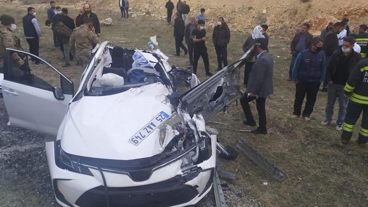 Diyarbakr'da feci kaza! 2'si ocuk 5 kii hayatn kaybetti
