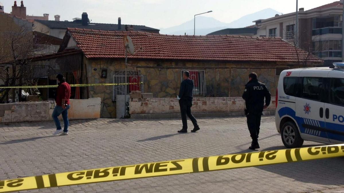 zmir'de 65 yandaki yal adam evinde l bulundu