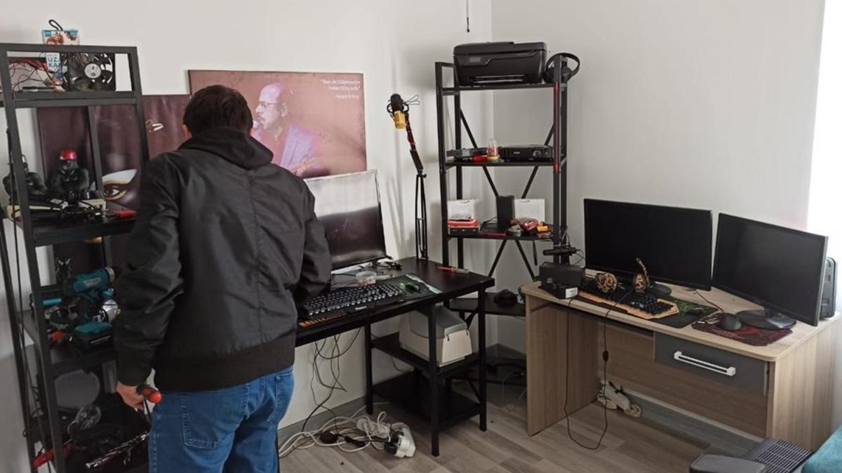 Bilgisayar korsannn sisteminden milyonlarca vatandan kiisel verileri kt