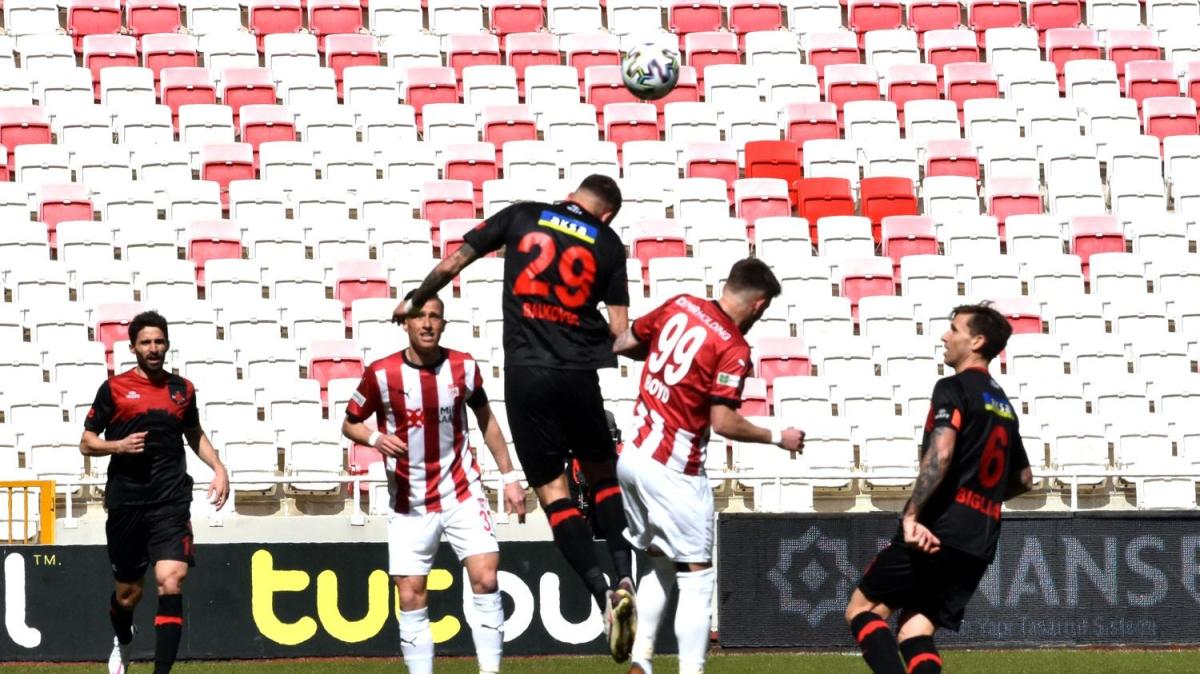 Sivasspor, Karagmrk' tek golle devirdi