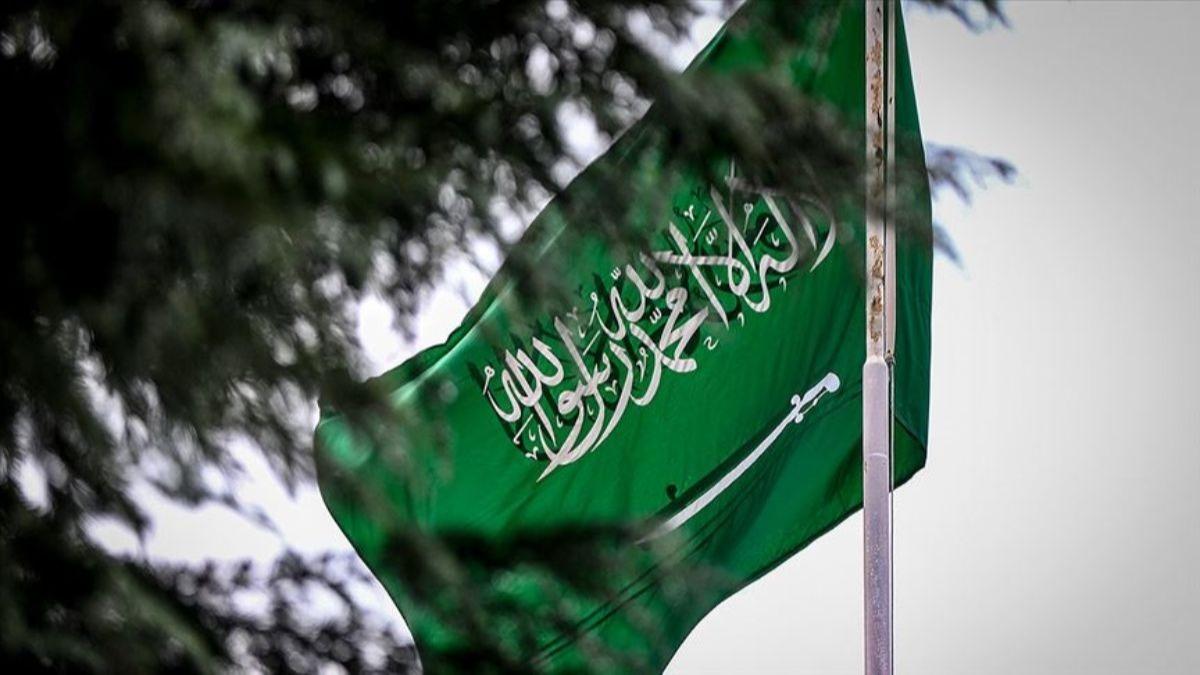 Suudi Arabistan'da yzlerce kiiye yolsuzluk gzalts