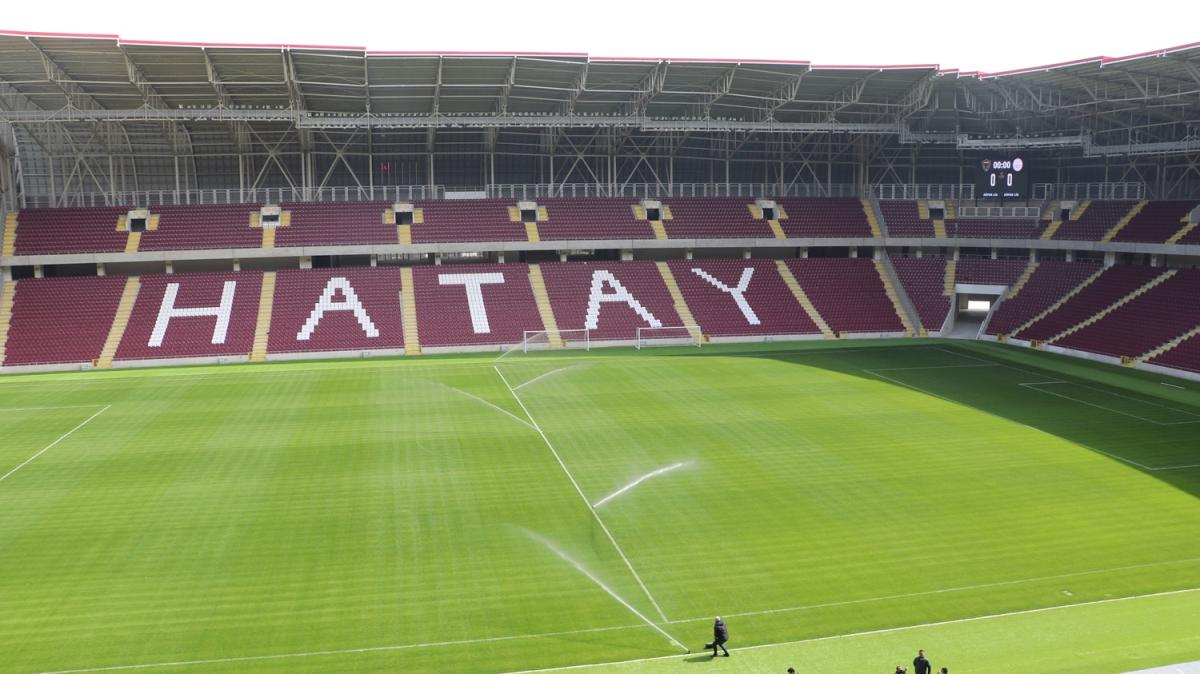 Hatay Stad'nda al Fenerbahe'yle, ilk resmi ma Galatasaray'la...