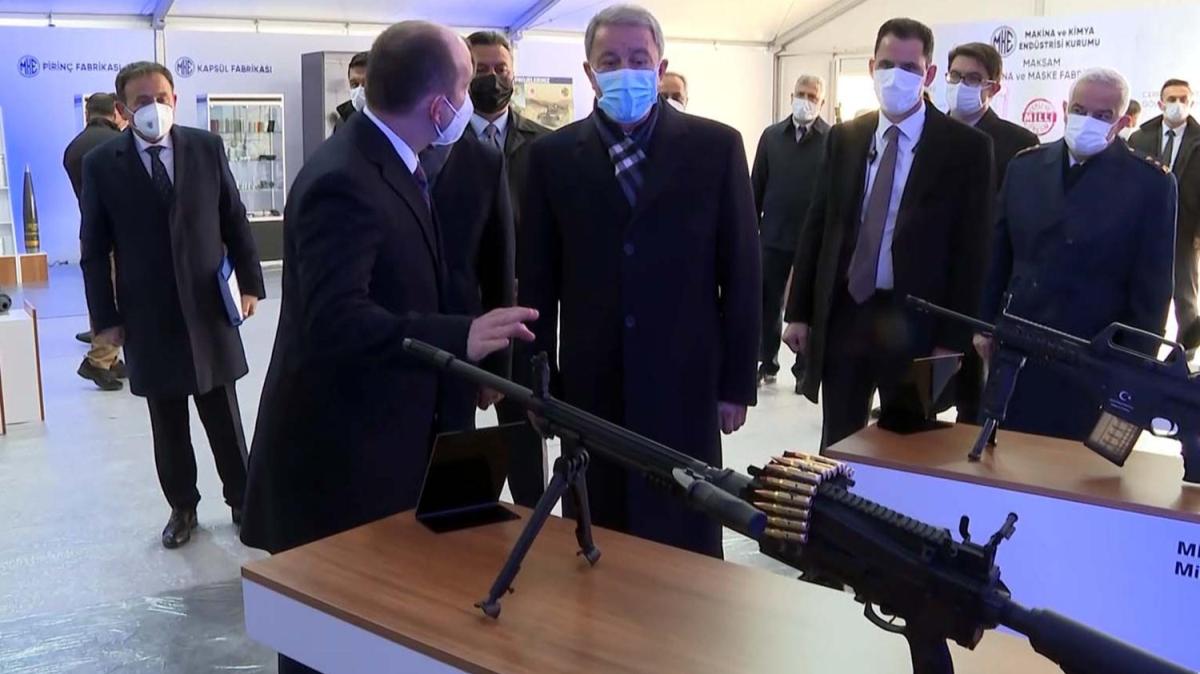 Bakan Akar, ehit stemenin tasarlad el bombasn inceledi 