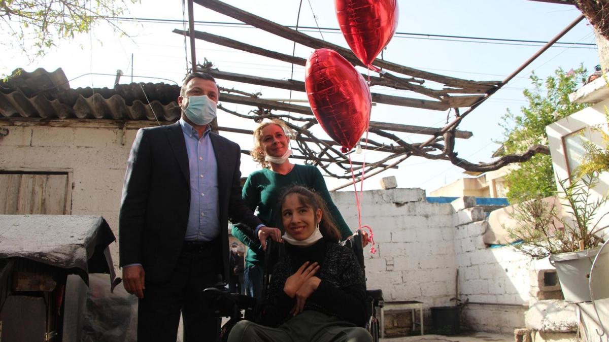 Serebral palsi hastas Makbule'nin akl tekerlekli sandalye sevinci 