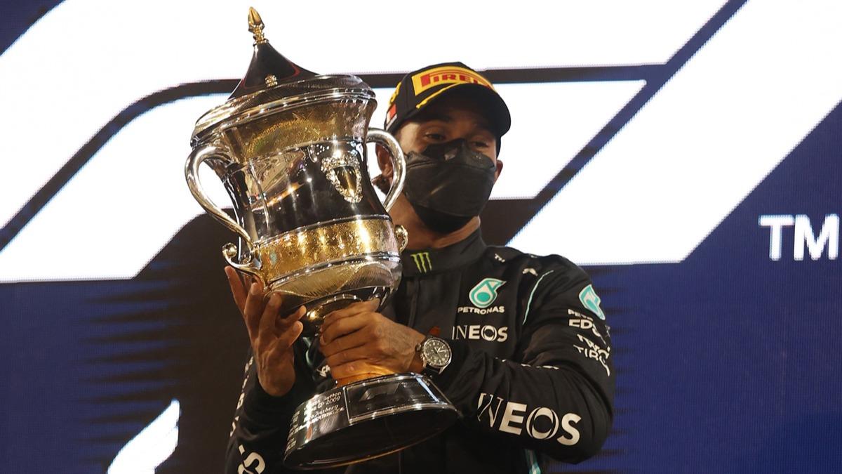 Bahreyn Grand Prix'de zafer Lewis Hamilton'n