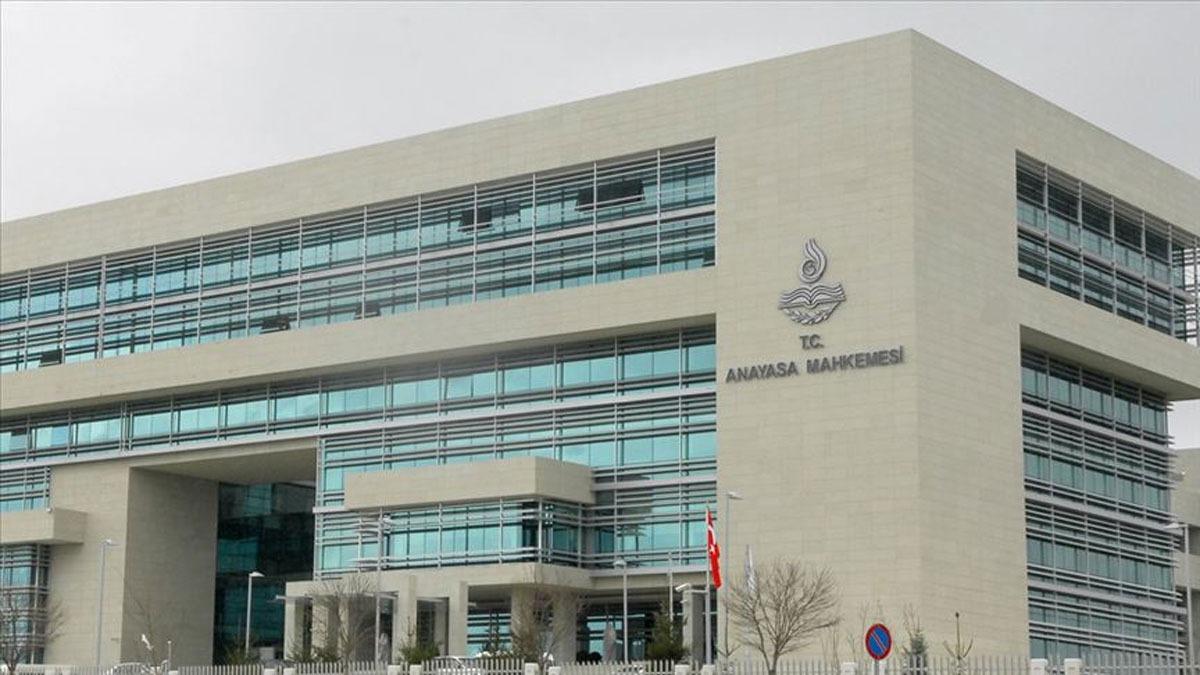Anayasa Mahkemesi, HDP'nin kapatlmas davasnda ilk incelemesini yarn yapacak
