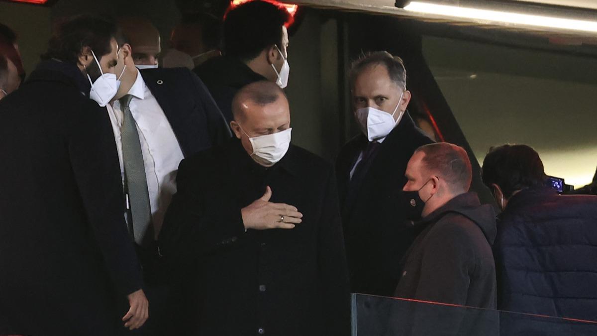 Cumhurbakan Erdoan Milli Takm' yalnz brakmad