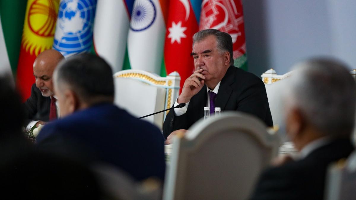 Tacikistan Cumhurbakan Rahman: Tam olarak destekliyoruz