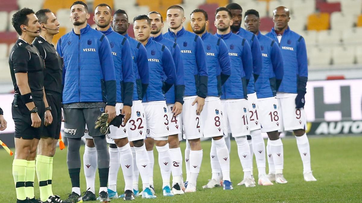 Trabzonspor'da 7 futbolcuyla yollar ayrlabilir
