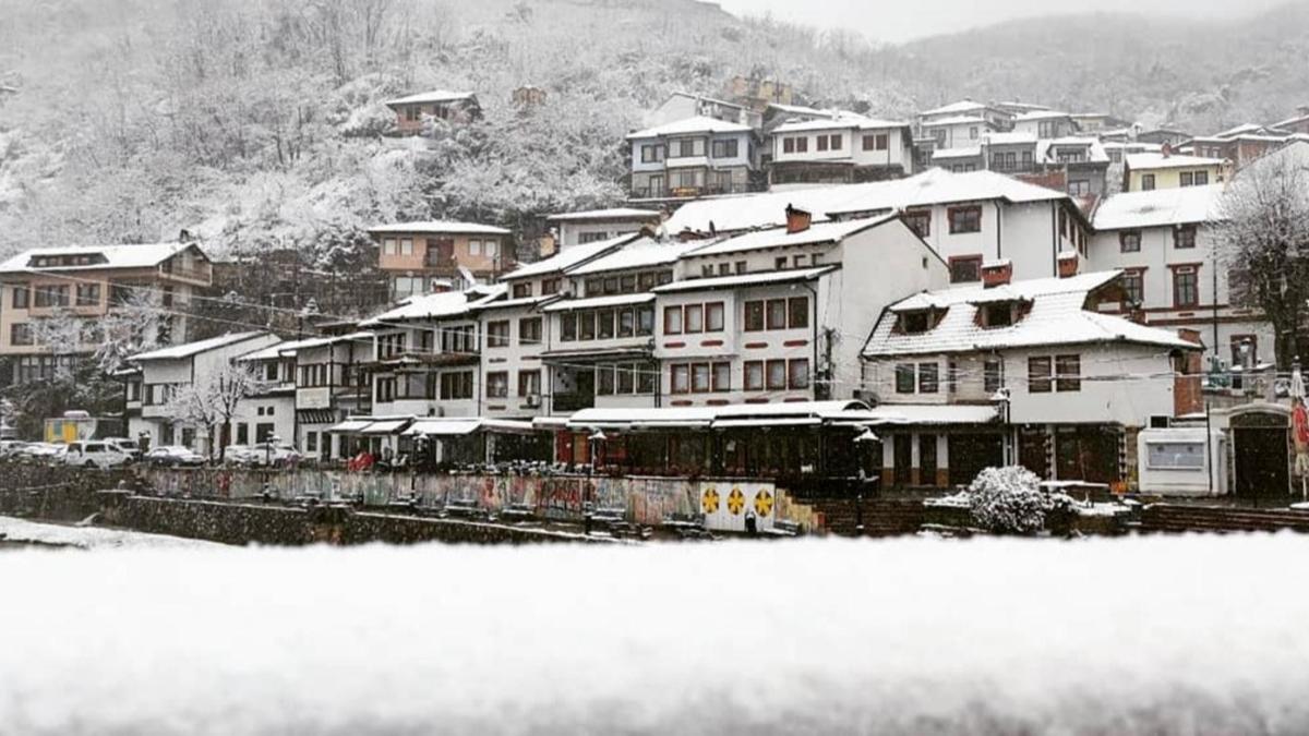 Kosova'da Nisan aynda artan kar