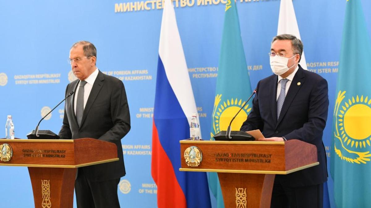 Rusya Dileri Bakan Lavrov: ABD'nin dosta olmayan her trl admna cevap vereceiz