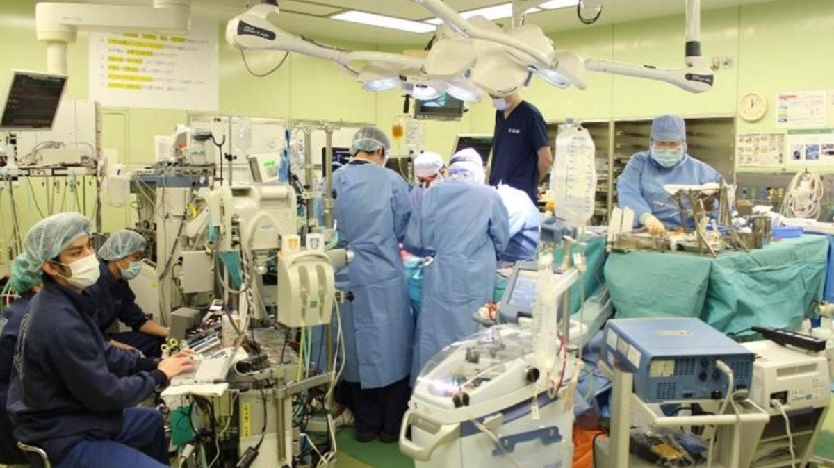 Dnyann ilk canl donr akcier nakli Japonya'da gerekletirdi