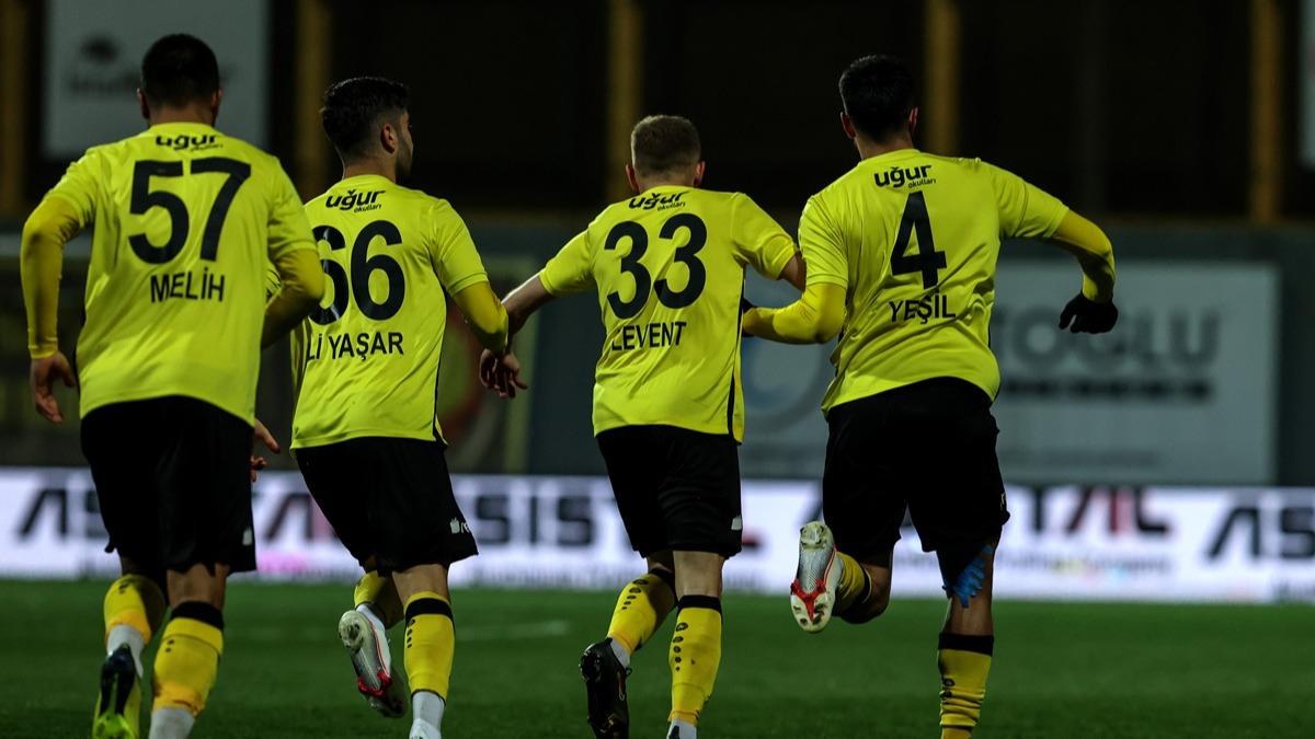 Ma sonucu: stanbulspor 2-1 Tuzlaspor