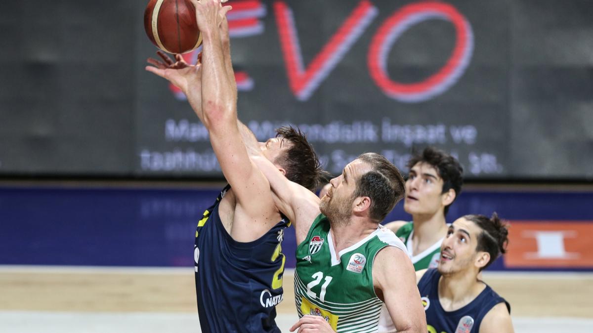 Fenerbahe'ye Bursaspor darbesi!