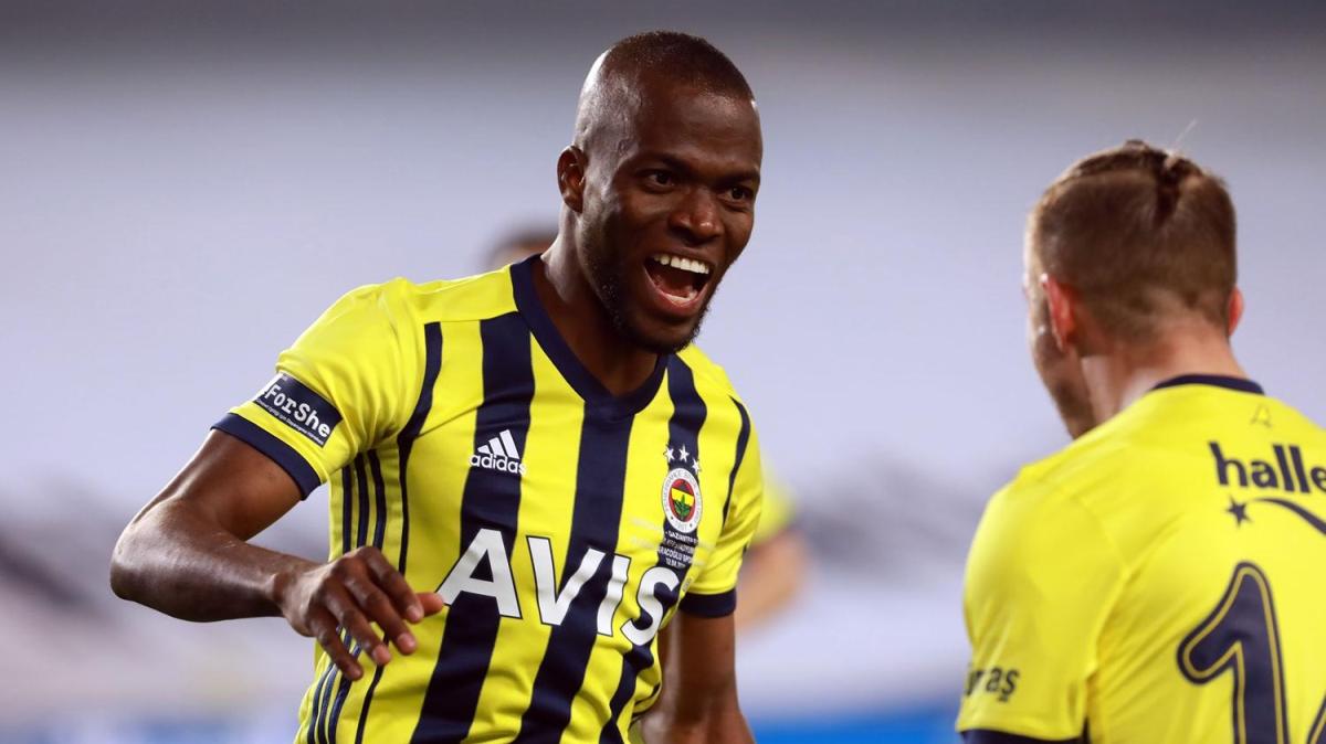 Fenerbahe'de Enner Valencia sevinci