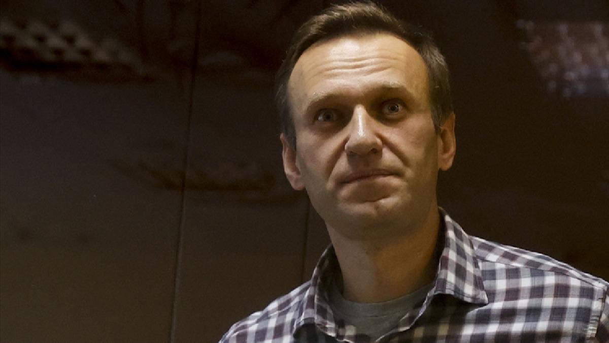 Durumu arlaan Rus muhalif Navalny hastaneye sevk ediliyor