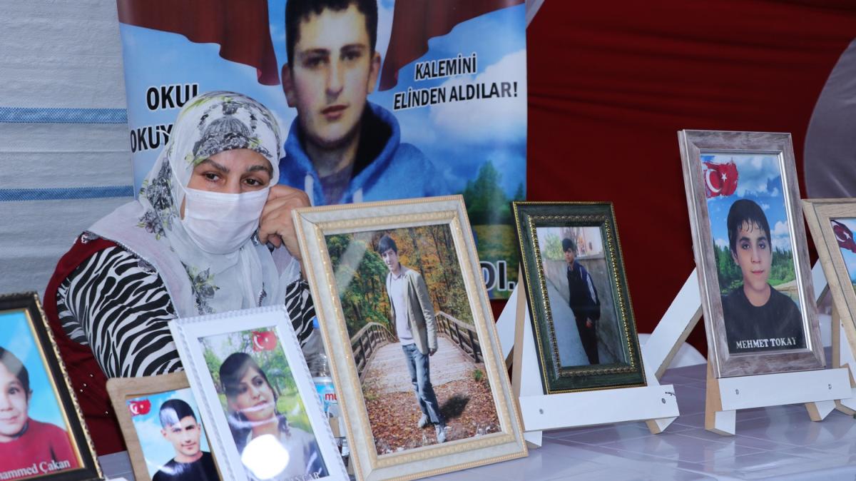 Diyarbakr anneleri 23 Nisan' buruk karlyor