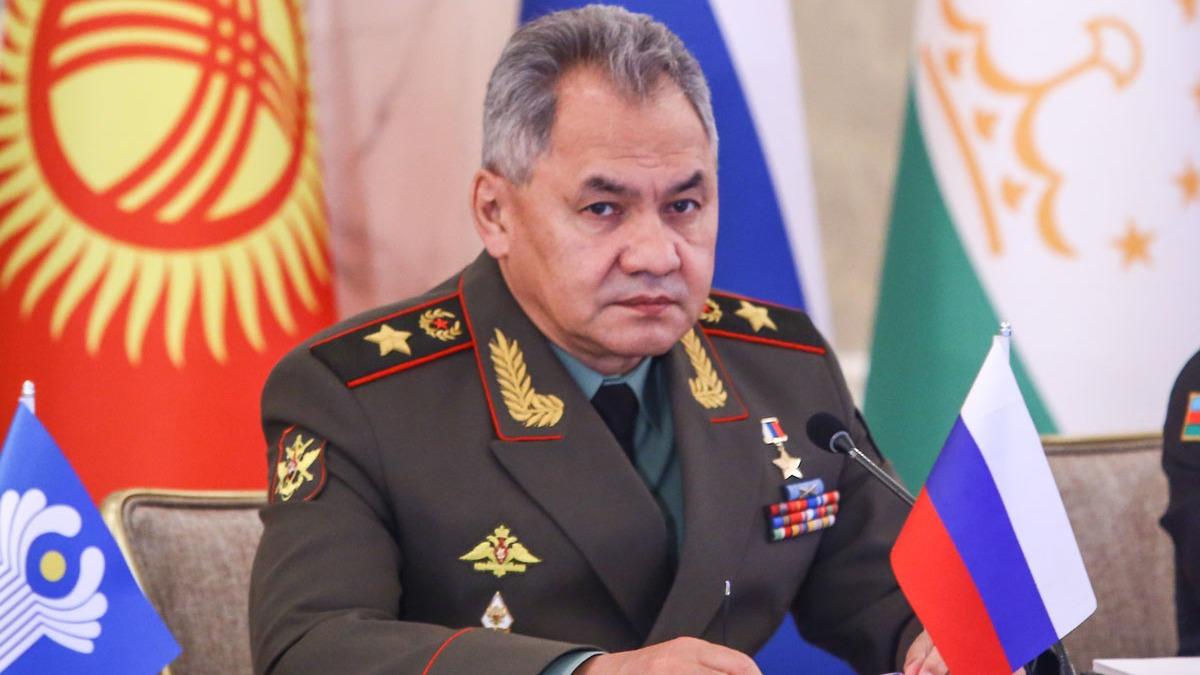 Rusya, Gney ve Bat Askeri Blgesi askeri birliklerini kalc mevzilerine geri gnderiyor