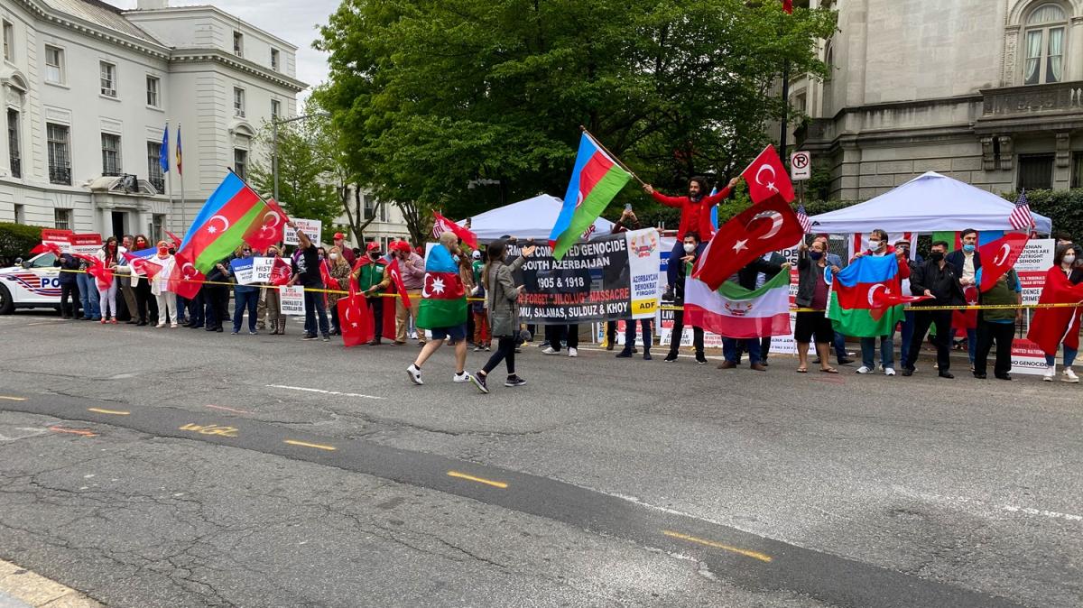 ABD'de yaayan Trkler, Biden'n 1915 olaylaryla ilgili aklamasn protesto etti