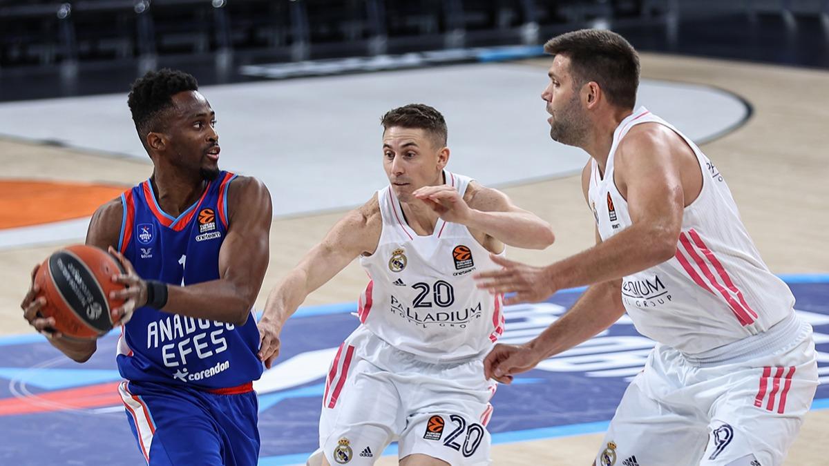Anadolu Efes, Drtl Final iin Real Madrid deplasmannda