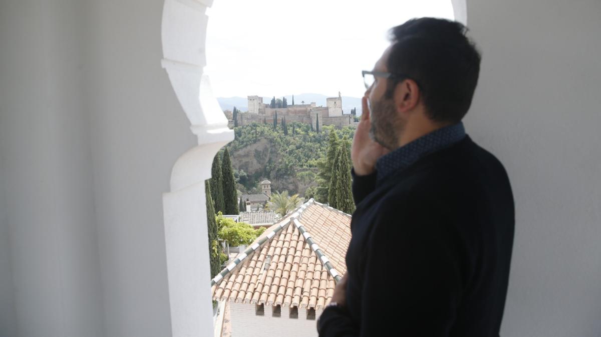 spanya'da ezan, minareden yksek sesle sadece Granada'daki Ulu Cami'nde okunuyor