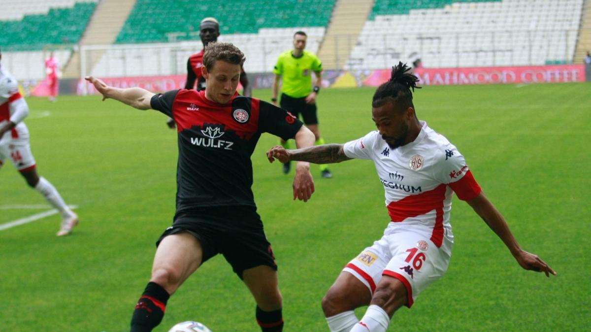 Ma sonucu: Karagmrk 2-2 Antalyaspor