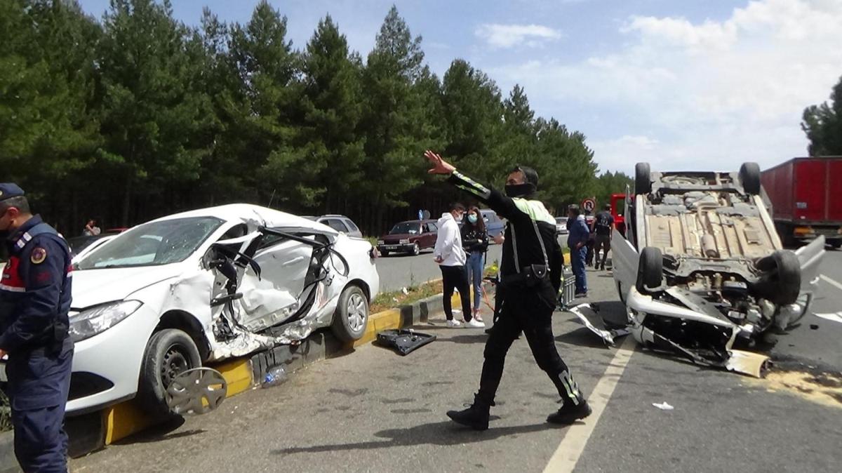 Mula'da trafik kazas: 1 l, 5 yaral 