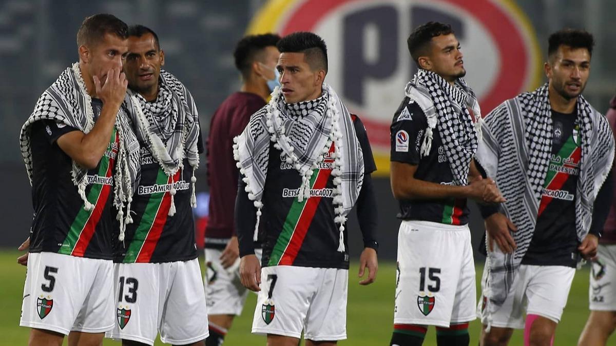 ili Ligi'nde Deportivo Palestino sahaya Filistin'in geleneksel puisi ile kt