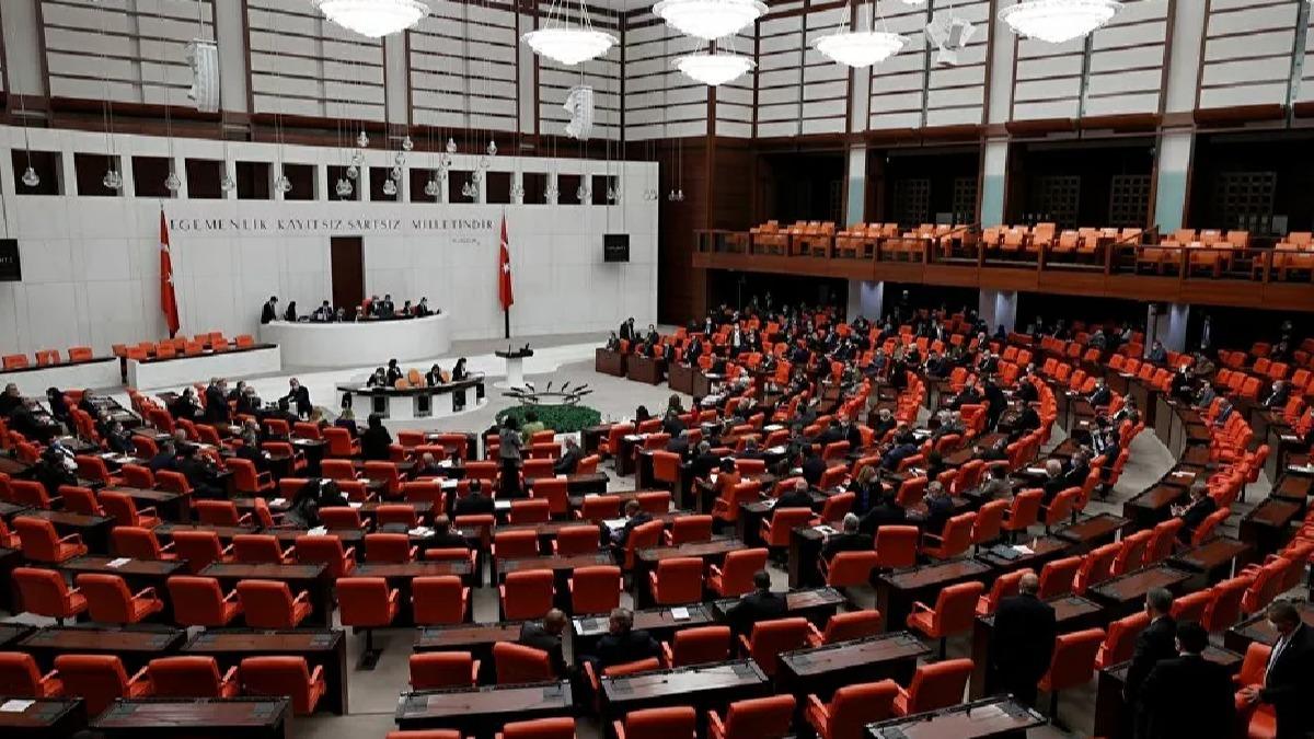 AK Parti'den yeni ekonomi paketi! 18 ya altn BES'e dahil edecek dzenleme geliyor 
