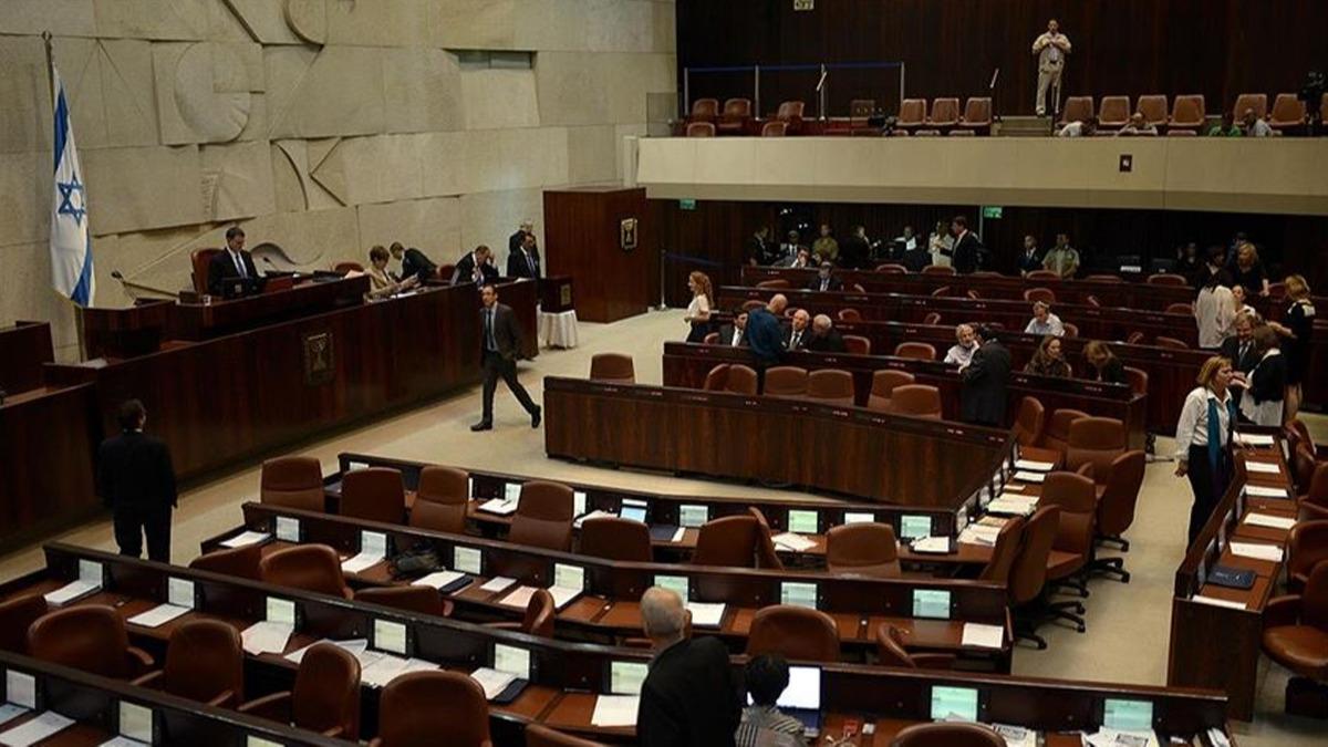 srail hkmeti Gazze'ye ynelik geni apl hava saldrsna onay verdi
