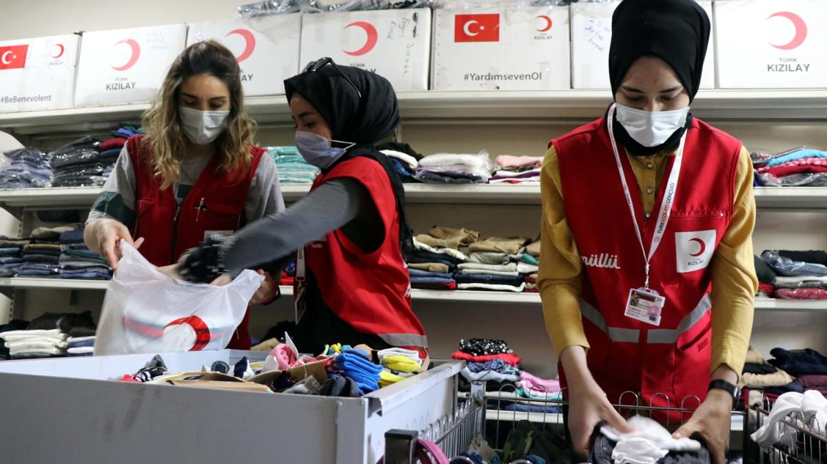 'yilik timi' krsaldaki ocuklarn yzn gldrd