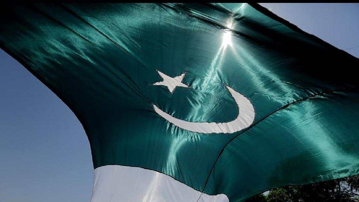 Pakistanl bakanlardan srail'in saldrlarna tepki