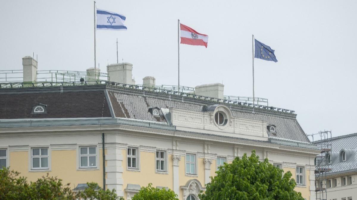 Avusturya, srail bayraklarn devlet binalarndan kaldrd