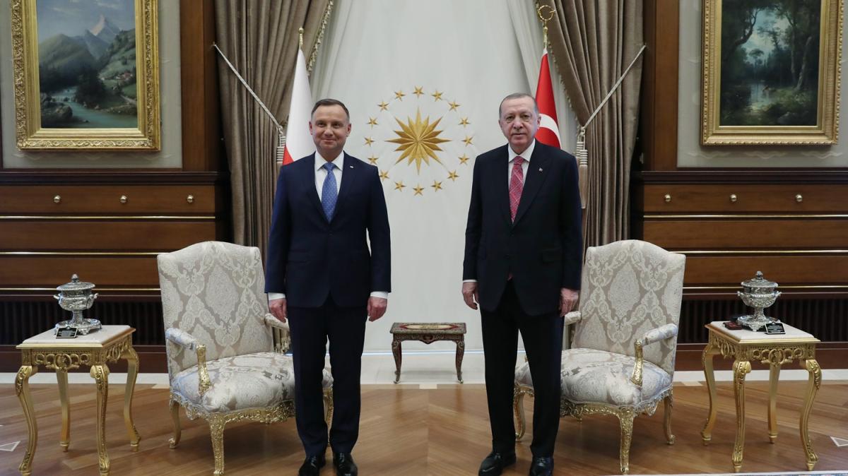 Cumhurbakan Erdoan, Polonya Cumhurbakan Duda'y resmi trenle karlad