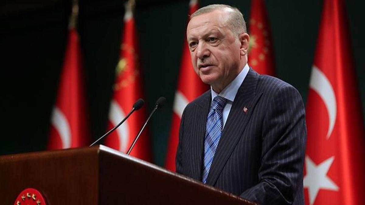 Cumhurbakan Erdoan: Sper Lig'i taraftarlarla oynamay mit ediyoruz